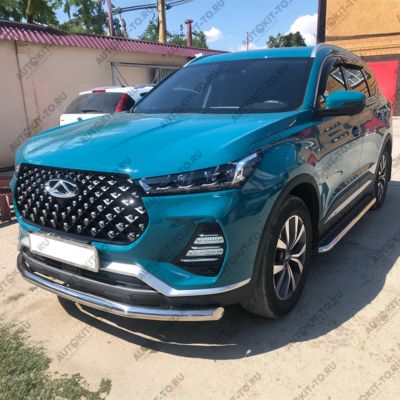 Пороги алюминиевые с нержавеющей площадкой для Chery Tiggo 7 Pro Max